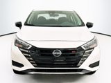 Used 2024 Nissan Versa SR image 2
