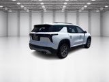 Used 2024 Chevrolet Traverse LT image 5