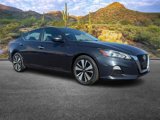 Used 2022 Nissan Altima 2.5 SV image 2