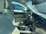 Used 2021 Volvo XC90 T6 Momentum image 2