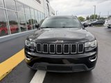 Used 2018 Jeep Grand Cherokee Laredo image 2