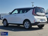 Used 2025 Kia Soul LX image 2
