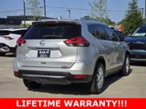 Used 2017 Nissan Rogue SV image 4