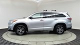 Used 2016 Toyota Highlander XLE image 4