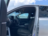Used 2022 Kia Sorento LX image 2