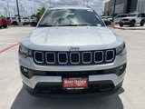 New 2025 Jeep Compass Latitude image 2