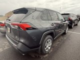 Used 2022 Toyota RAV4 LE image 3