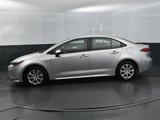 Used 2025 Toyota Corolla LE image 2