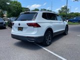 Certified 2023 Volkswagen Tiguan SE image 3