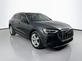 Used 2019 Audi e-tron Premium Plus image 3