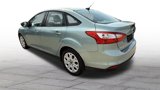 Used 2012 Ford Focus SE w/ SE Winter Pkg image 4