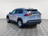 Used 2021 Toyota RAV4 LE image 5