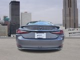 Used 2019 Lexus ES 300h image 3