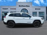Used 2023 Jeep Cherokee Altitude Lux image 3