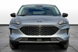 Used 2022 Ford Escape SE image 2