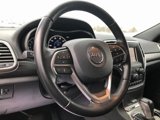 Used 2021 Jeep Grand Cherokee Laredo image 4