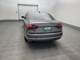 Used 2019 Volkswagen Passat 2.0T Wolfsburg image 6