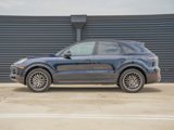 Used 2021 Porsche Cayenne image 2