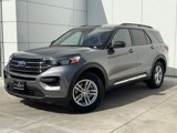 Used 2022 Ford Explorer XLT image 2