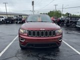 Used 2017 Jeep Grand Cherokee Laredo w/ Quick Order Package 23E image 2
