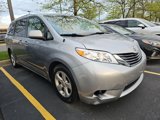Used 2011 Toyota Sienna LE image 2