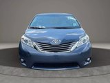 Used 2014 Toyota Sienna XLE image 3