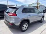 Used 2016 Jeep Cherokee Latitude w/ Comfort/Convenience Group image 4