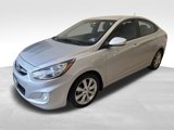 Used 2013 Hyundai Accent GLS w/ Premium Pkg image 3