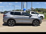Used 2024 Mitsubishi Outlander SE image 2