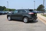 Used 2022 Ford Edge SEL w/ Convenience Package image 3