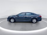Used 2025 Toyota Camry LE image 4
