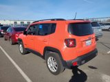 Used 2019 Jeep Renegade Latitude w/ Cold Weather Group image 3