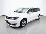 Used 2018 Chrysler Pacifica Touring-L Plus w/ Tire & Wheel Group image 4