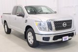 Used 2017 Nissan Titan SV image 4