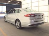 Used 2017 Ford Fusion SE w/ Fusion SE Technology Package image 2