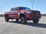 Used 2019 Toyota Tacoma TRD Off-Road image 2