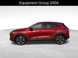 Used 2022 Ford Escape SE w/ SE Sport Appearance Package image 2