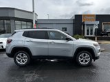 New 2025 Jeep Compass Latitude image 5