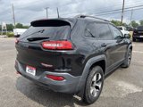 Used 2016 Jeep Cherokee Trailhawk w/ Comfort/Convenience Group image 5