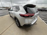 Used 2021 Nissan Rogue SV image 4