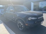 Used 2022 Ford Bronco Sport Outer Banks w/ Tech Package image 2