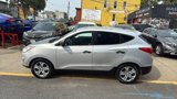 Used 2012 Hyundai Tucson GL image 3