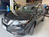 Used 2017 Nissan Rogue SV w/ SV Premium Package image 3