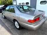 Used 2000 Toyota Camry XLE image 6