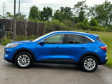 Used 2020 Ford Escape SE image 2