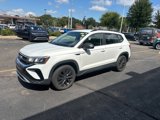 Used 2022 Volkswagen Taos S image 2