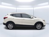 Used 2018 Nissan Rogue Sport SV image 2