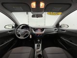 Used 2022 Hyundai Accent SE image 2