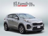 Used 2022 Kia Sportage LX image 2