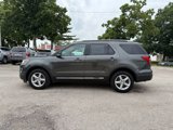 Used 2017 Ford Explorer XLT image 4